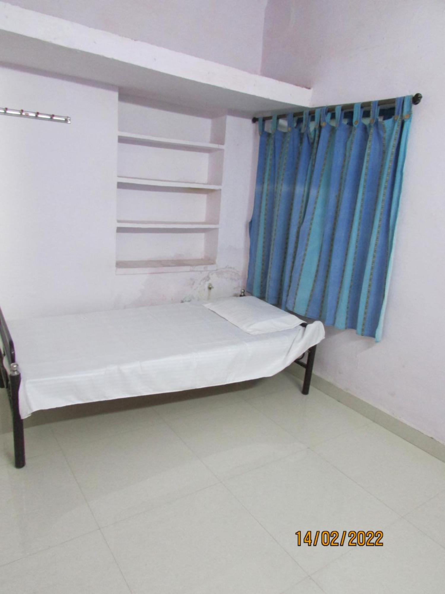 Ashish Guest House, Goverdhan Vilas อุเดเปอร์ ภายนอก รูปภาพ